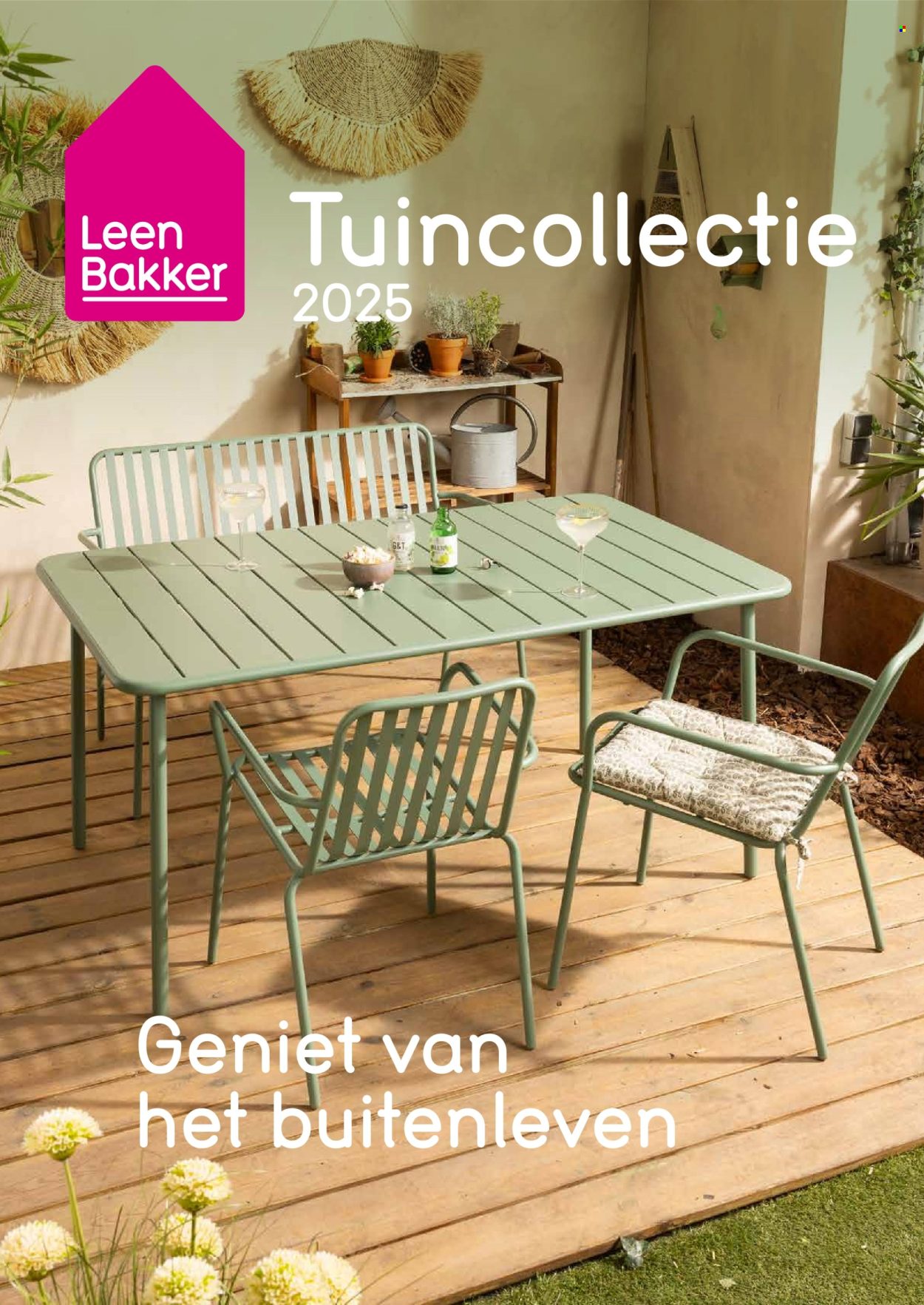 Catalogue Leen Bakker. Page 1.